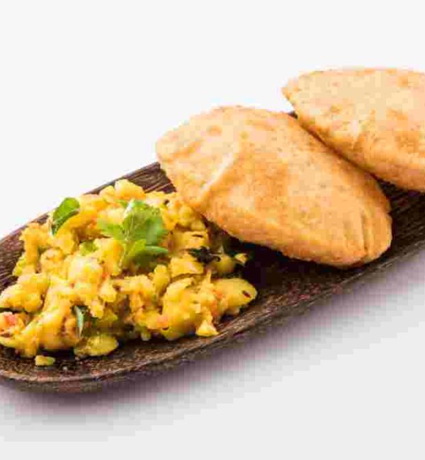 Puri Bhaji (Bhaji, 5 Puri, Onion, Coconut Chutney)